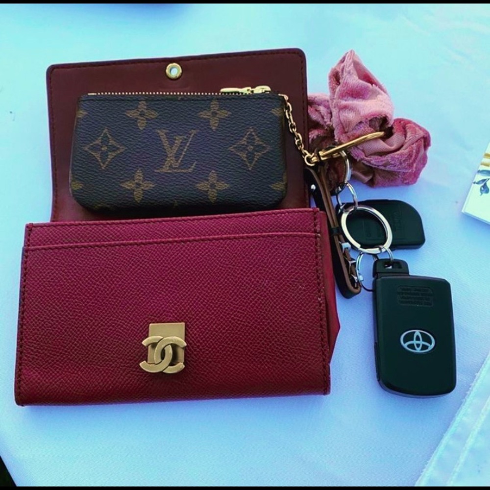 Chanel clutch / wallet
